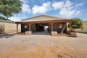 Tioga, TX 76271