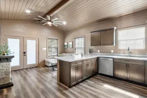 Plantersville, TX 77363