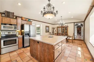 Lampasas, TX 76550