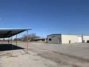 Trenton, TX 75490
