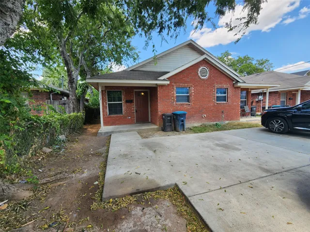 Fort Worth, TX 76111
