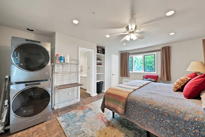 Kerens, TX 75144