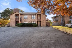 Euless, TX 76039