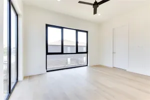 Dallas, TX 75204