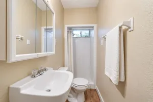 Midlothian, TX 76065