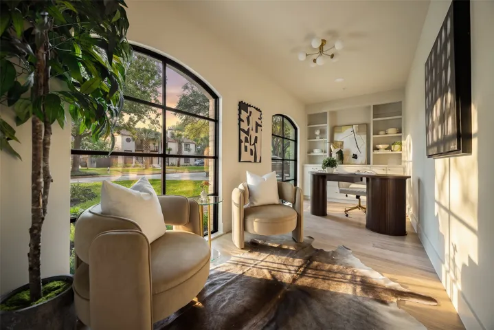 Highland Park, TX 75205