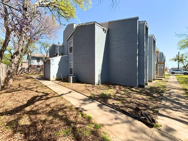 Denton, TX 76201