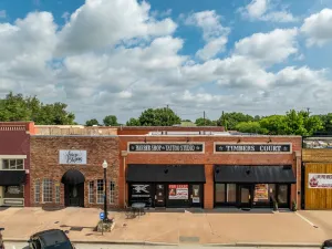 Hillsboro, TX 76645