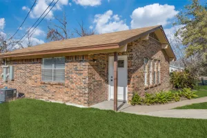 Azle, TX 76020