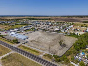 Waxahachie, TX 75165