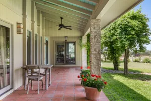 Spicewood, TX 78669