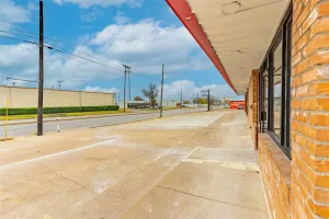 Terrell, TX 75160
