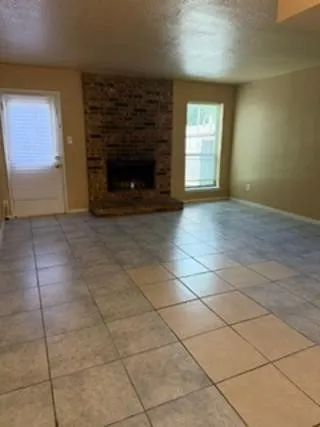 Fort Worth, TX 76116