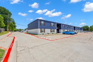Benbrook, TX 76116