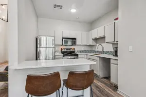 Grand Prairie, TX 75051