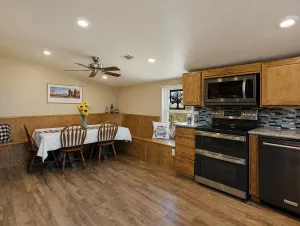 Whitesboro, TX 76273