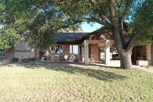 Robert Lee, TX 76945