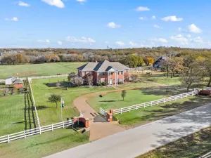 Bartonville, TX 76226
