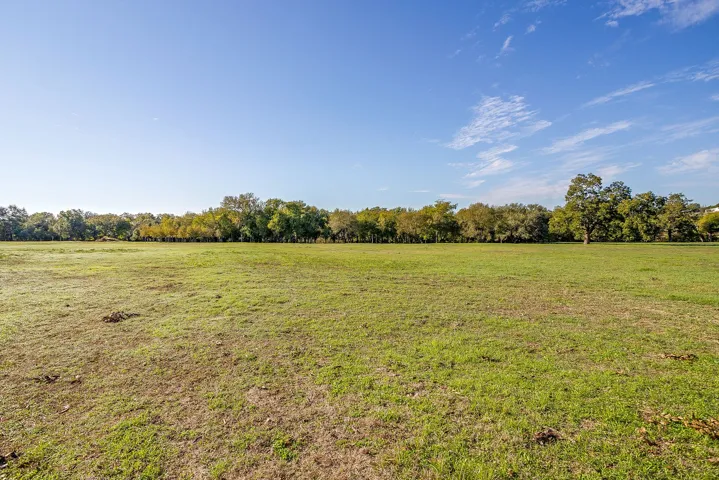 Glen Rose, TX 76043