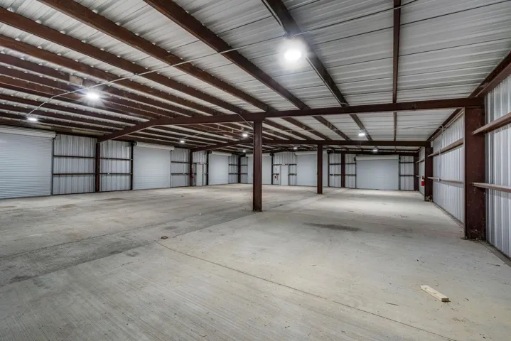 Waxahachie, TX 75165