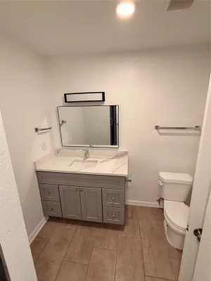 Dallas, TX 75209