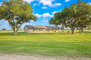 Wallis, TX 77485