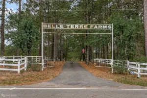Benton, LA 71006
