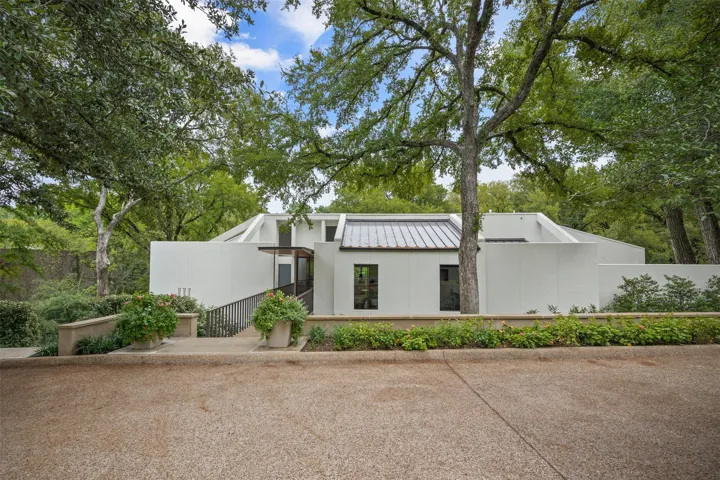 Westover Hills, TX 76107