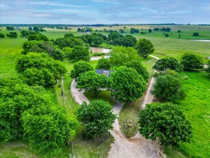 Covington, TX 76636