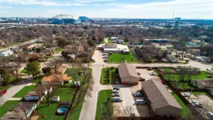 Arlington, TX 76011