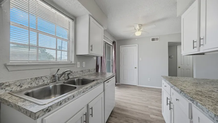 White Settlement, TX 76108