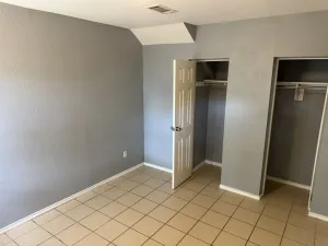 Dallas, TX 75211