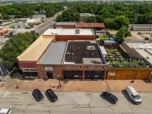 Hillsboro, TX 76645