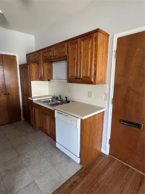 Kaufman, TX 75142