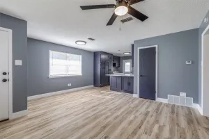 Azle, TX 76020