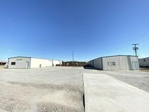 Trenton, TX 75490
