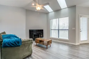 Dallas, TX 75231