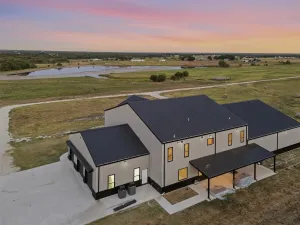Leonard, TX 75452