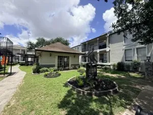 Seabrook, TX 77586