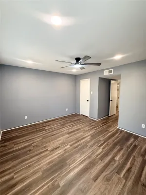 Dallas, TX 75230