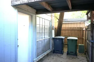 Arlington, TX 76015