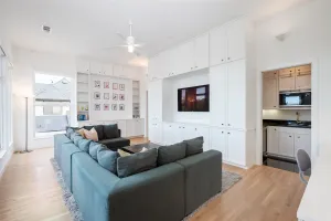 Dallas, TX 75230