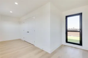 Dallas, TX 75204