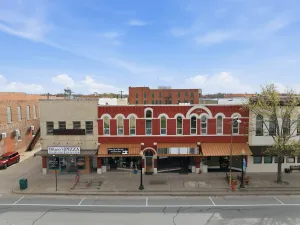 Hillsboro, TX 76645