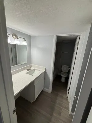 Irving, TX 75060