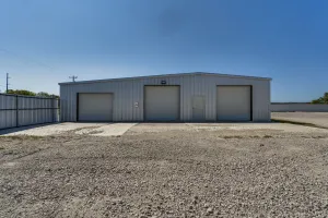 Waxahachie, TX 75165