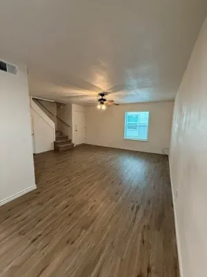 Granbury, TX 76048