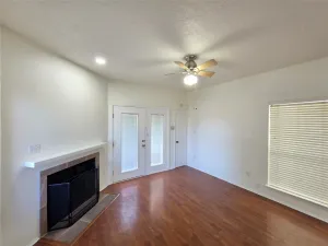 Fort Worth, TX 76107