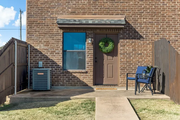 Sanger, TX 76266
