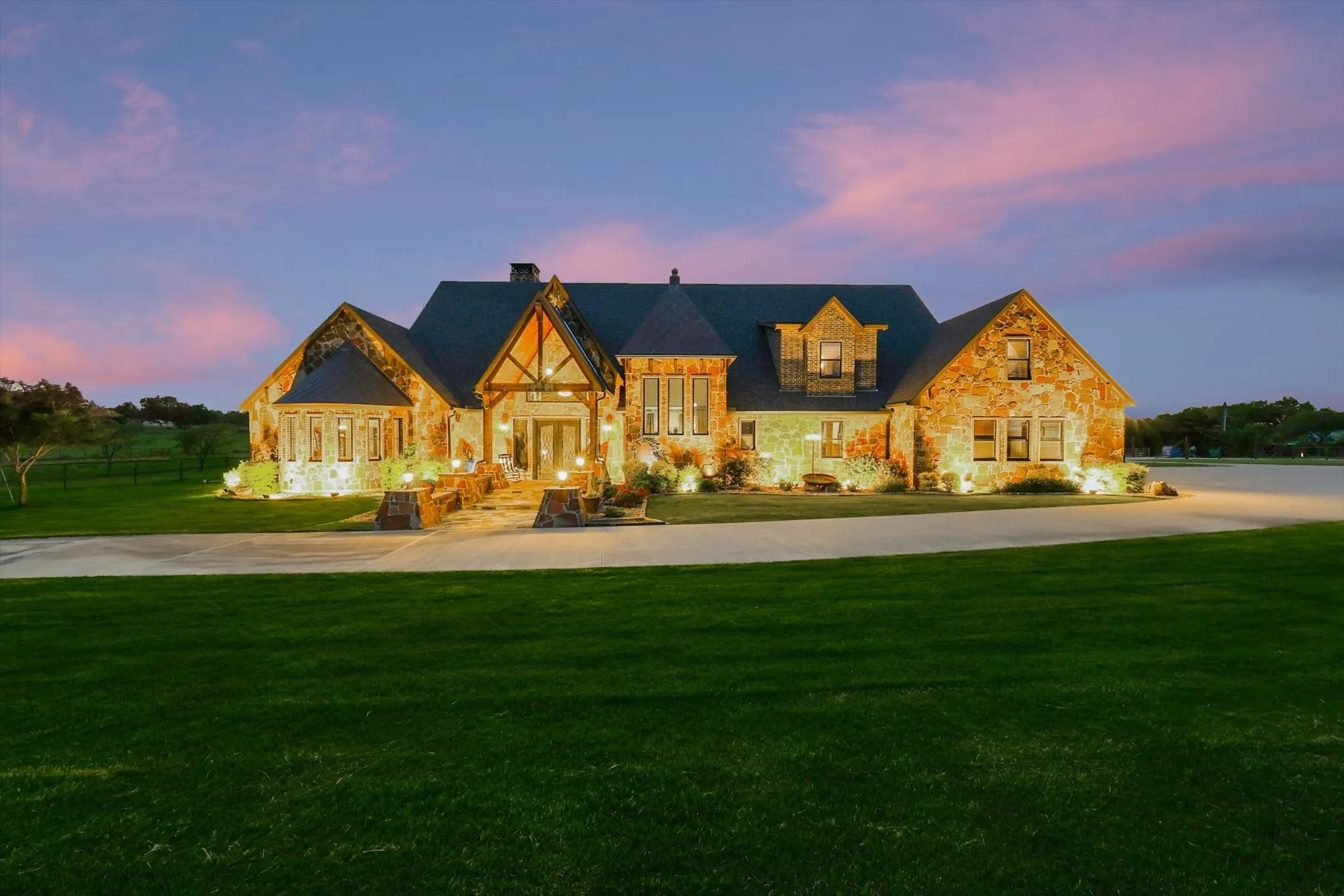 Northlake, TX 76247